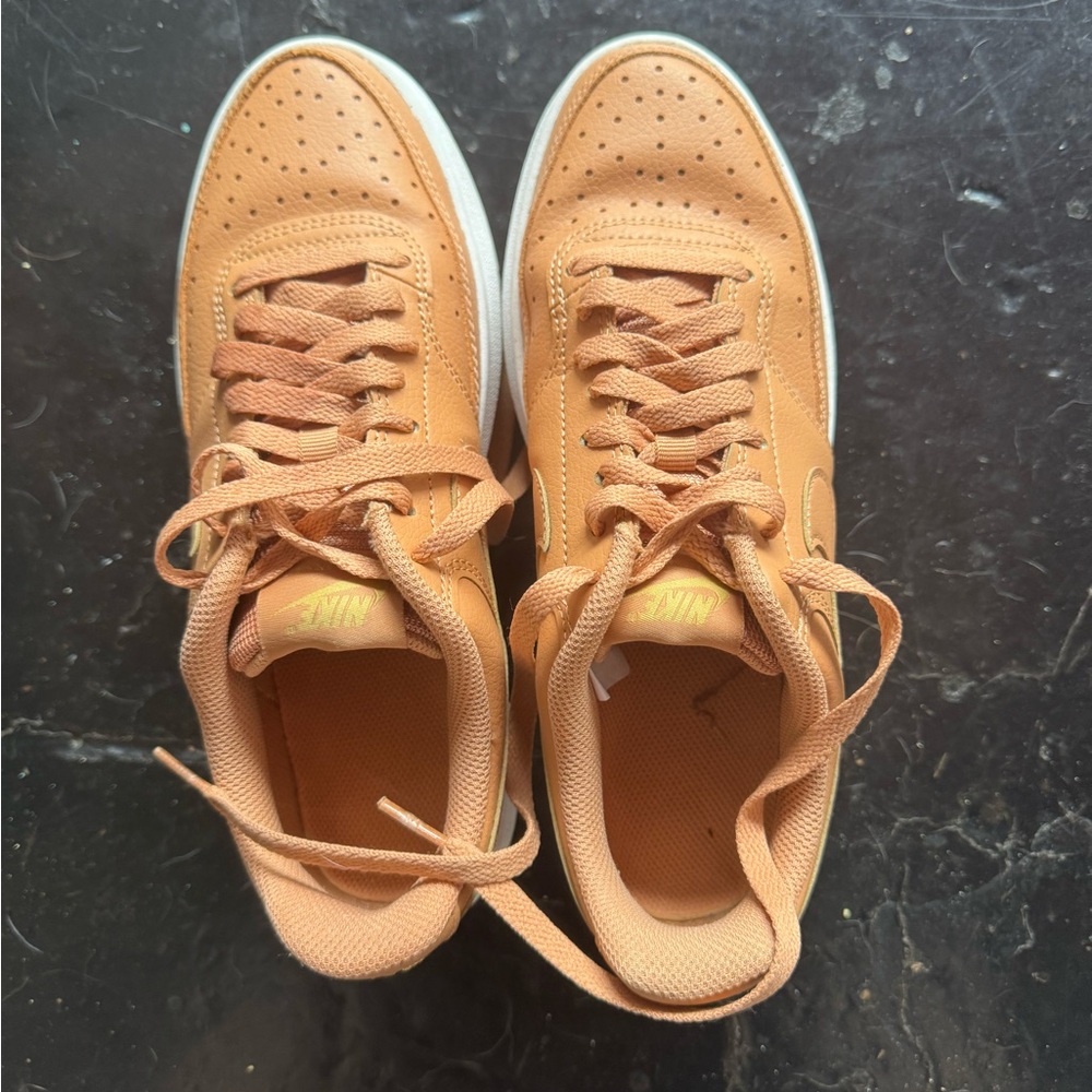Nike Tan Sneakers